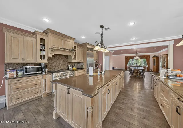 Photo 3 of Single family home for sale at 33 Parkside Wy, Millstone, NJ 08535 | MLS# 22626666 | Listing updated on 2026-10-28