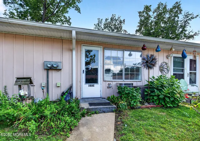 2nd image of 103c Edinburgh Ln, Lakewood, NJ 08701 | MLS# 22626674