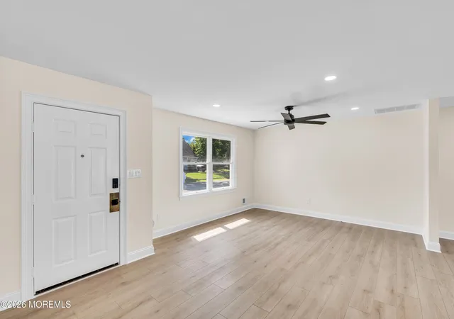 Photo 2 of Sale Pending at 520 Beach Ave, Beachwood, NJ 08722 | MLS# 22626682 | Listing updated on 2026-09-11