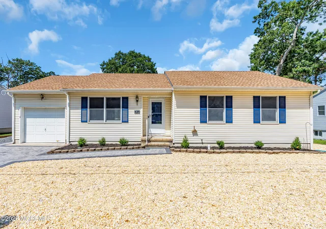 Photo 3 of Sale Pending at 520 Beach Ave, Beachwood, NJ 08722 | MLS# 22626682 | Listing updated on 2026-09-11