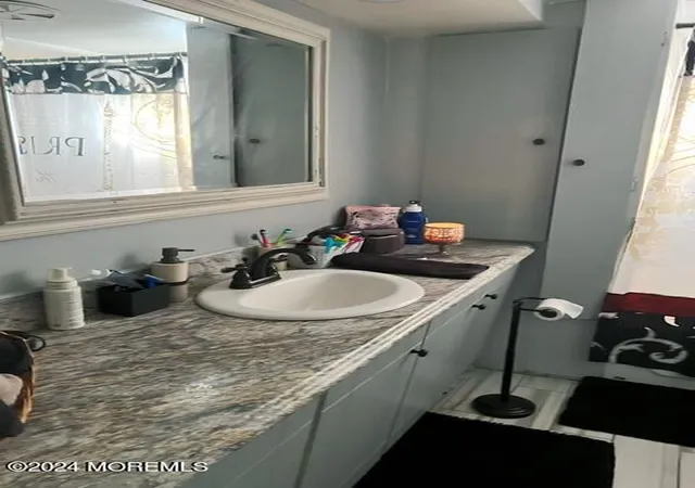 Photo 4 of Manufactured home for sale at 11 Bayshore Mobile, Hazlet, NJ 07730 | MLS# 22626829 | Listing updated on 2026-09-23
