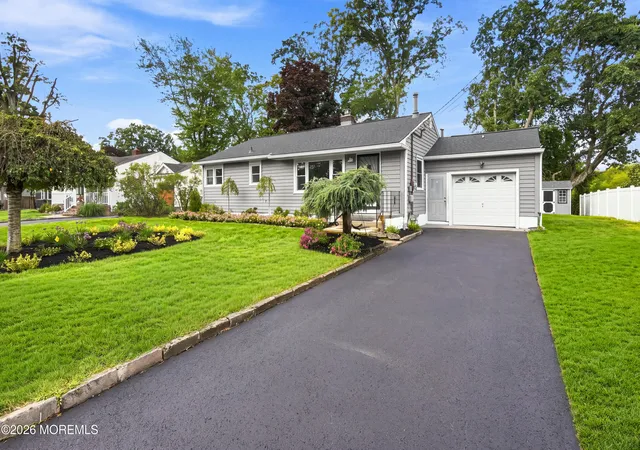 Photo 1 of Single family home for sale at 20 Stempler Ct, Holmdel, NJ 07733 | MLS# 22626713 | Listing updated on 2026-10-08