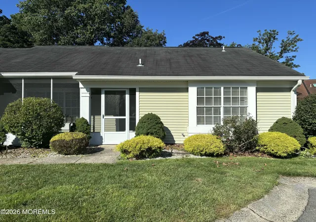 2nd image of 878 Winchester Ct #B, Manchester, NJ 08759 | MLS# 22626813