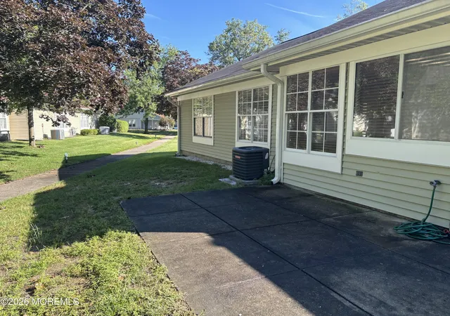 Photo 3 of Single family home for sale at 878 Winchester Ct #B, Manchester, NJ 08759 | MLS# 22626813 | Listing updated on 2026-10-03