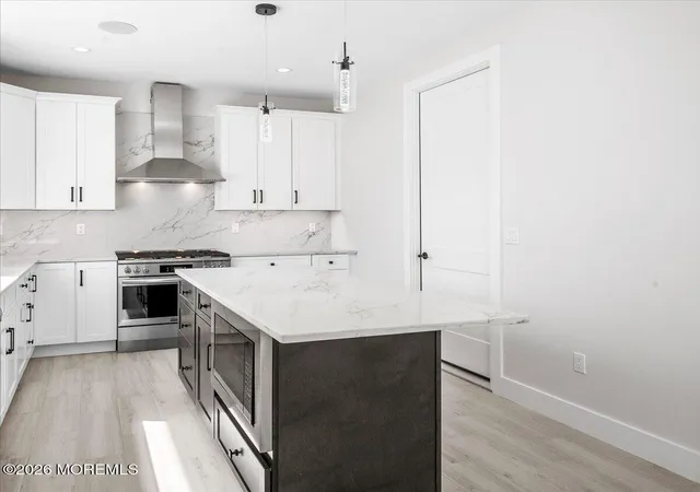 Photo 3 of Single family home for sale at 555 Lillie Rd, Toms River, NJ 08753 | MLS# 22626799 | Listing updated on 2026-09-16