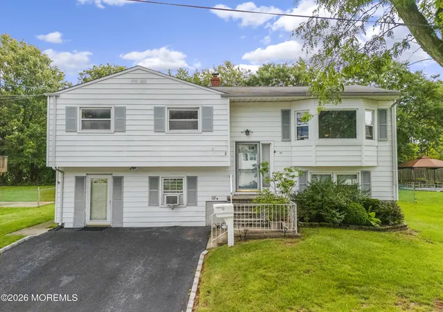 Photo 1 of Sale Pending at 31 Heidi Dr, Fords, NJ 08863 | MLS# 22626743 | Listing updated on 2026-09-11