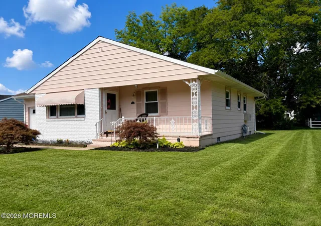 Photo 2 of Single family home for sale at 53 Golden Glow Circus, Toms River, NJ 08755 | MLS# 22626897 | Listing updated on 2026-09-09