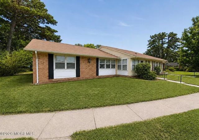 2nd image of 34a Cambridge Cir, Manchester, NJ 08759 | MLS# 22626842