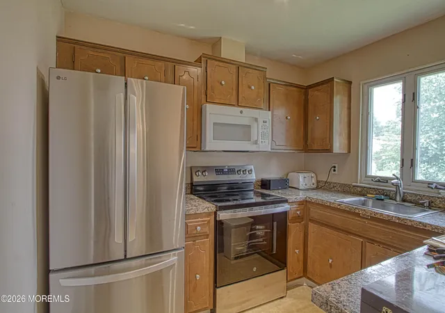 2nd image of 71 Bellhaven Ct #A, Manchester, NJ 08759 | MLS# 22626963