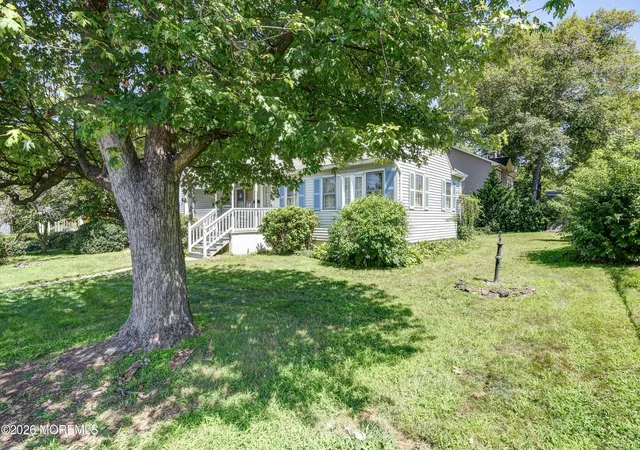Photo 3 of Single family home for sale at 753 Lorraine Dr, Keyport, NJ 07735 | MLS# 22627247 | Listing updated on 2026-09-13