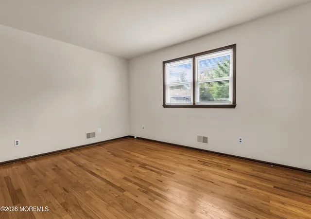 Photo 3 of Sale Pending at 1118 Longboat Ave, Beachwood, NJ 08722 | MLS# 22627266 | Listing updated on 2026-09-11