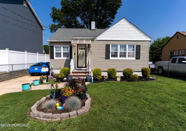 Photo 1 of Single family home for sale at 920 S Concourse, Keyport, NJ 07735 | MLS# 22627052 | Listing updated on 2026-09-15