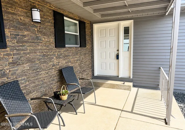 Photo 3 of Single family home for sale at 8 Buena Visa Dr, Toms River, NJ 08757 | MLS# 22627274 | Listing updated on 2026-09-16