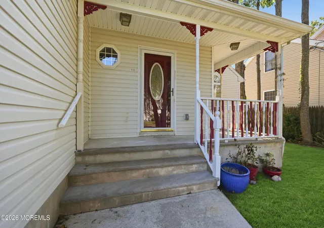 Photo 2 of Single family home for sale at 711 Anglesea Ave, Ocean Gate, NJ 08740 | MLS# 22626948 | Listing updated on 2026-09-21