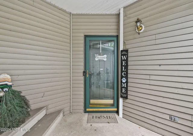 1st image of 12 Cypress Ct #2612, Clinton, NJ 08809 | MLS# 22627141