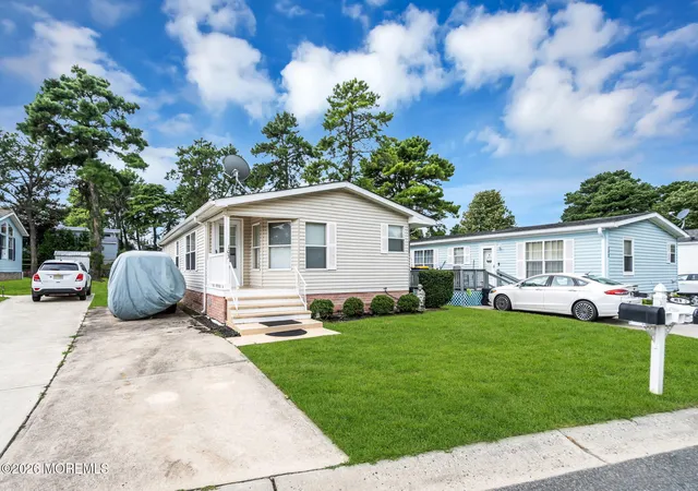 4th image of 103 Briarwood Ct, Whiting, NJ 08759 | MLS# 22627094