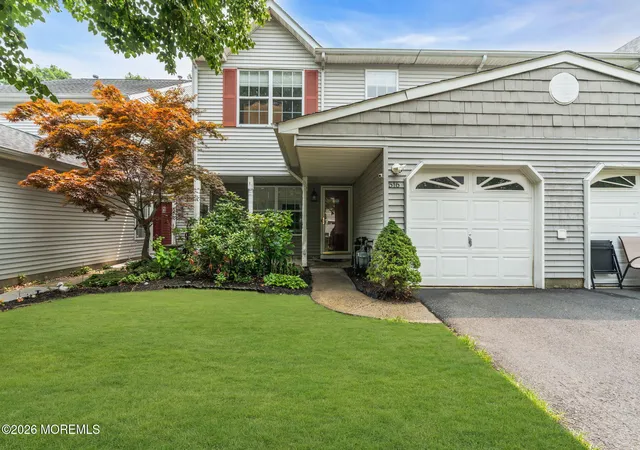 2nd image of 516 Woodbine Ln, Lakewood, NJ 08701 | MLS# 22627186