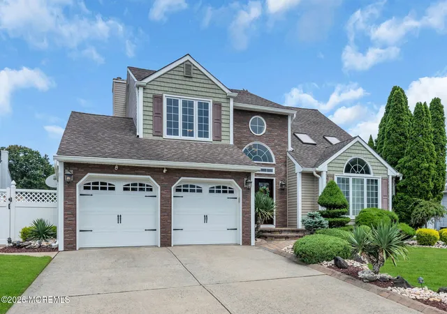 Photo 2 of Single family home for sale at 14 Melissa Ln, Howell, NJ 07731 | MLS# 22627075 | Listing updated on 2026-08-31