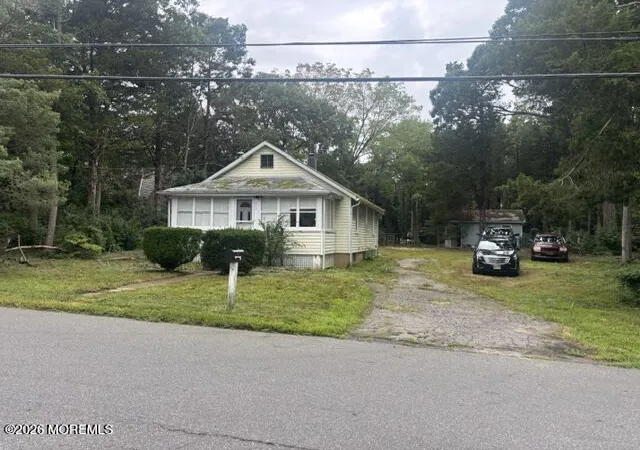 1st image of 612 Dave Marion Rd, Toms River, NJ 08753 | MLS# 22627076