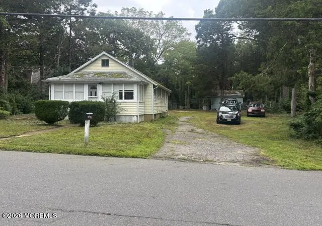 3rd image of 612 Dave Marion Rd, Toms River, NJ 08753 | MLS# 22627076