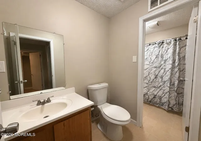 7th image of 164 Frontier Wy, Tinton Falls, NJ 07753 | MLS# 22627122