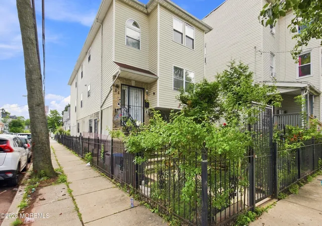 Photo 1 of Sale Pending at 64 Fabyan Pl, Newark, NJ 07108 | MLS# 22627117 | Listing updated on 2026-09-04