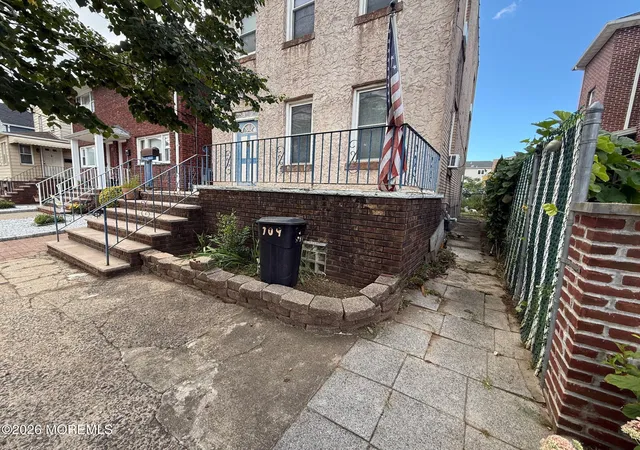 1st image of 709 Stuyvesant Ave, Lyndhurst, NJ 07071 | MLS# 22627147