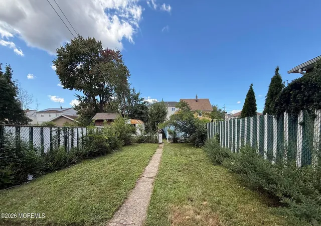 3rd image of 709 Stuyvesant Ave, Lyndhurst, NJ 07071 | MLS# 22627147