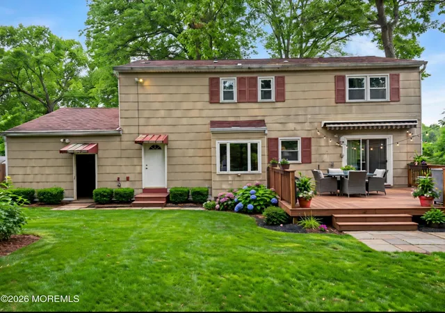 Photo 3 of Single family home for sale at 1086 Mulberry Pl, Toms River, NJ 08753 | MLS# 22627204 | Listing updated on 2026-09-09