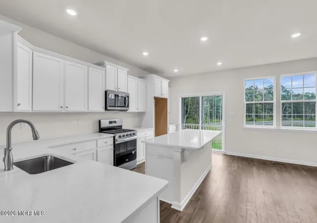 Photo 1 of Single family home for sale at 276 Mantoloking Dr, Jackson, NJ 08527 | MLS# 22627228 | Listing updated on 2026-10-30