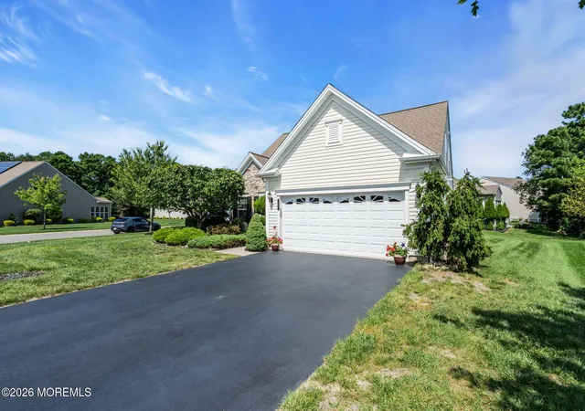 Photo 4 of Sale Pending at 58 Aberdeen Ln, Manchester, NJ 08759 | MLS# 22627222 | Listing updated on 2026-09-29