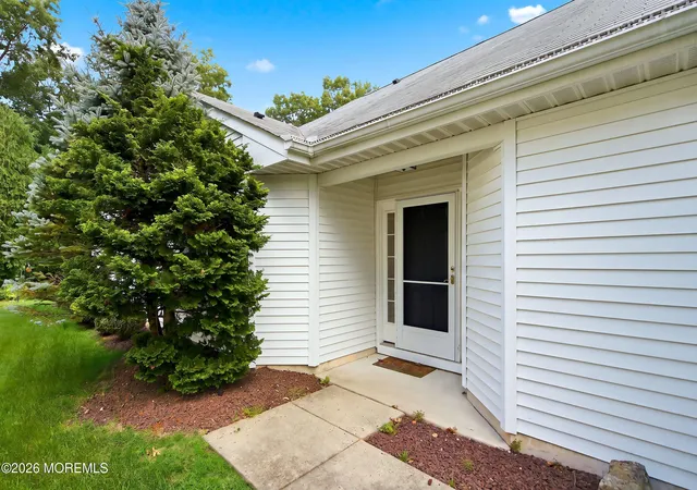 4th image of 64 Merion Ln, Jackson, NJ 08527 | MLS# 22627351