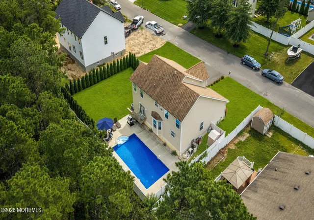 Photo 3 of Sale Pending at 609 Amsterdam Ave, Toms River, NJ 08757 | MLS# 22627218 | Listing updated on 2026-09-14
