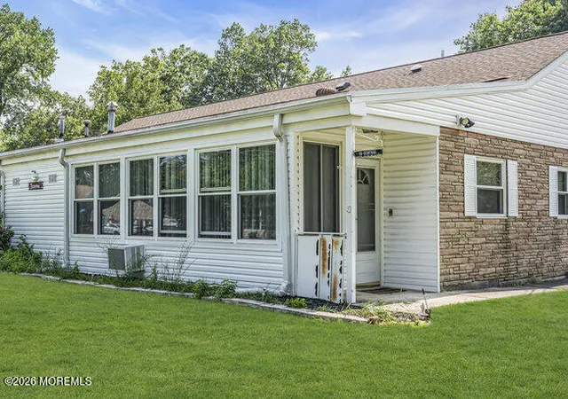 Photo 2 of Single family home for sale at 1a Central St, Toms River, NJ 08757 | MLS# 22627243 | Listing updated on 2026-09-07
