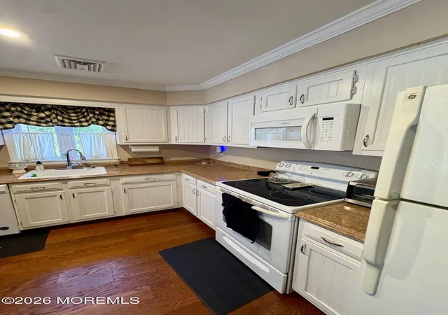 Photo 4 of Single family home for sale at 56 Carlisle Rd, Toms River, NJ 08757 | MLS# 22627276 | Listing updated on 2026-08-31