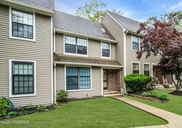 Photo 2 of Sale Pending at 302 Bent Trl #1261, Toms River, NJ 08753 | MLS# 22627288 | Listing updated on 2026-09-17