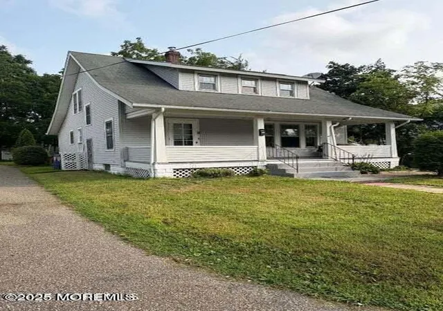 Photo 1 of Single family home for sale at 129 Lien St, Toms River, NJ 08753 | MLS# 22627304 | Listing updated on 2026-08-31