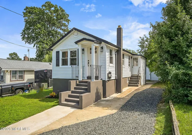 3rd image of 181 Hilltop Blvd, Keyport, NJ 07735 | MLS# 22627350