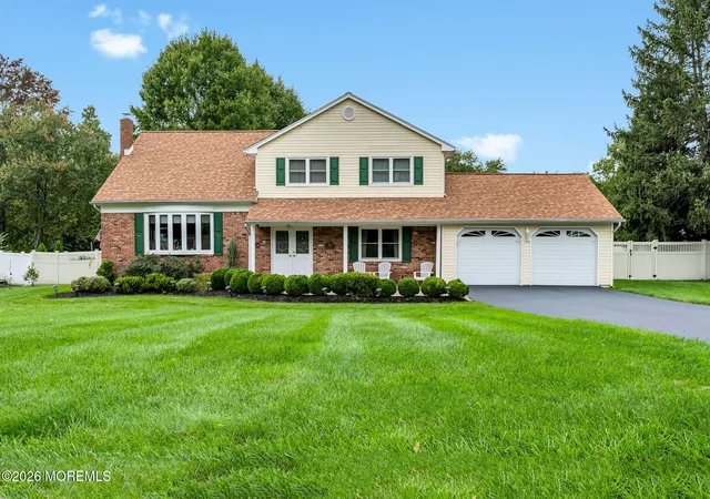 Photo 1 of Single family home for sale at 79 Hosford Ave, Leonardo, NJ 07737 | MLS# 22633185 | Listing updated on 2026-10-29