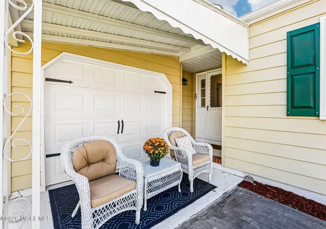 Photo 1 of Single family home for sale at 123 San Carlos St, Toms River, NJ 08757 | MLS# 22633520 | Listing updated on 2026-10-28