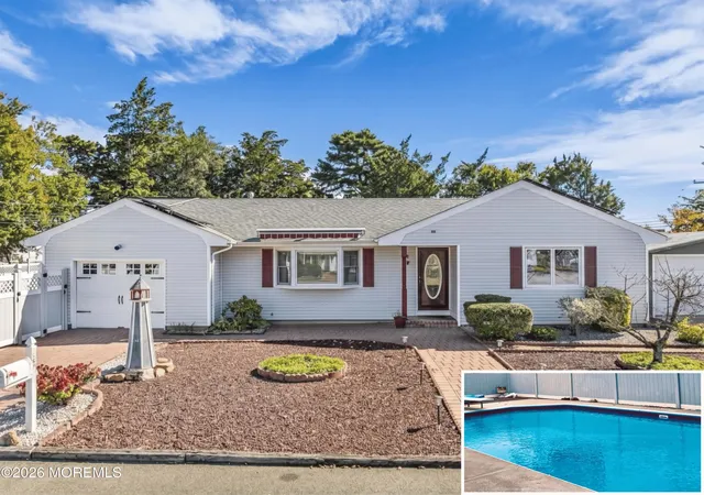 Photo 1 of Single family home for sale at 27 Pine Brk Dr, Toms River, NJ 08753 | MLS# 22633402 | Listing updated on 2026-10-27
