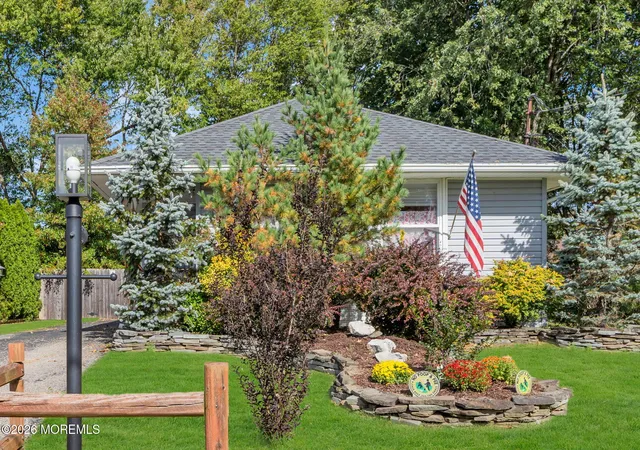 Photo 1 of Single family home for sale at 87 Niagara Dr, Toms River, NJ 08753 | MLS# 22633457 | Listing updated on 2026-10-26