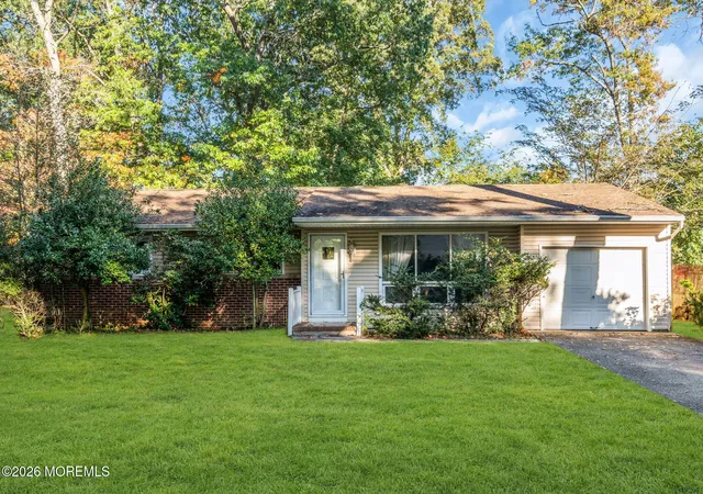 Photo 1 of Single family home for sale at 28 Shady Nook Dr, Toms River, NJ 08755 | MLS# 22633531 | Listing updated on 2026-10-26