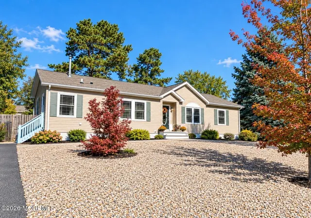 Photo 1 of Single family home for sale at 1533 1st Avenue, Toms River, NJ 08757 | MLS# 22634143 | Listing updated on 2026-10-30