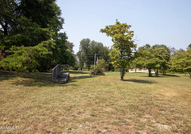 Photo 3 of Sale Pending at 835 Holbert Ln, Kodak, TN 37764 | MLS# 1171413 | Listing updated on 2024-08-22