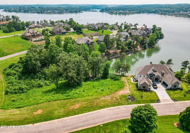 2nd image of 377 Beacon Ct, Lenoir City, TN 37772 | MLS# 1175383