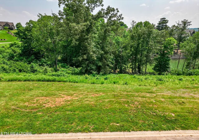 3rd image of 377 Beacon Ct, Lenoir City, TN 37772 | MLS# 1175383