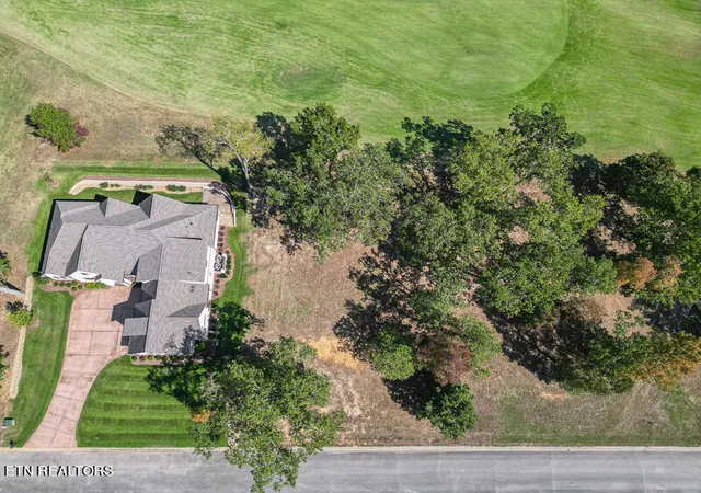 5th image of 605 Gallery Ct, Lenoir City, TN 37772 | MLS# 1204381
