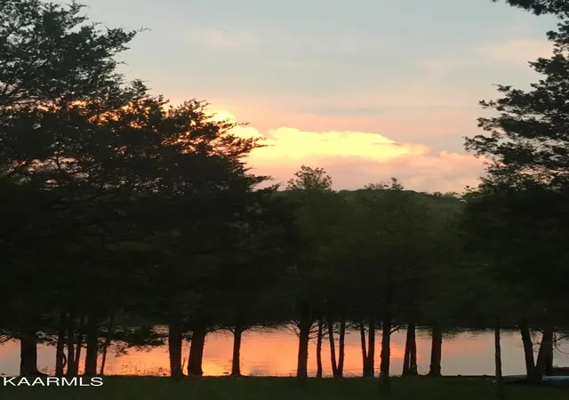 15th image of 896 Shawnee Dr, Jacksboro, TN 37757 | MLS# 1209411
