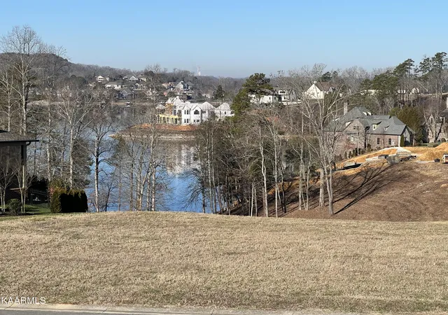 2nd image of 434 Castaway Ln, Lenoir City, TN 37772 | MLS# 1213286